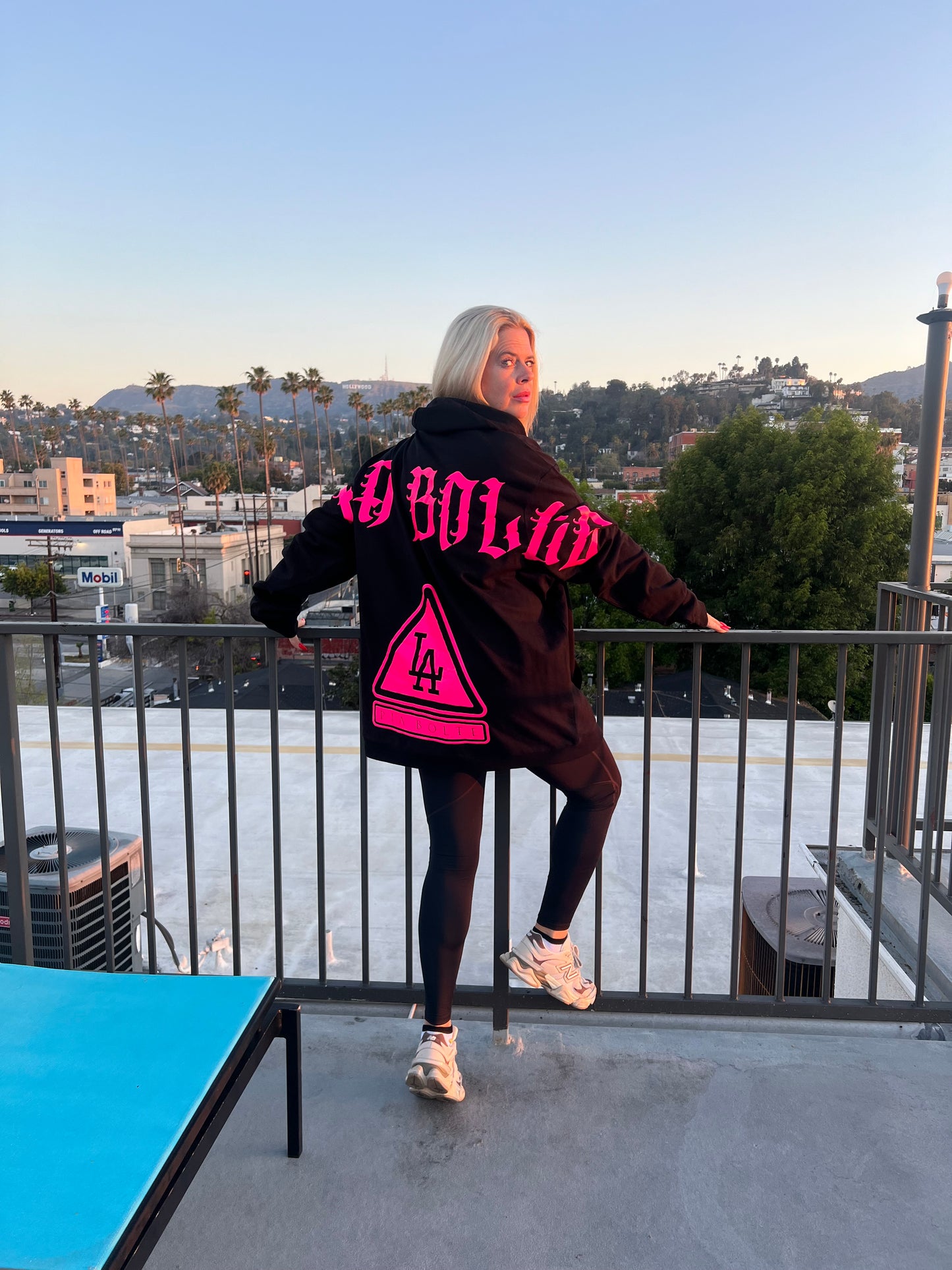 Hoodie LA black neon pink