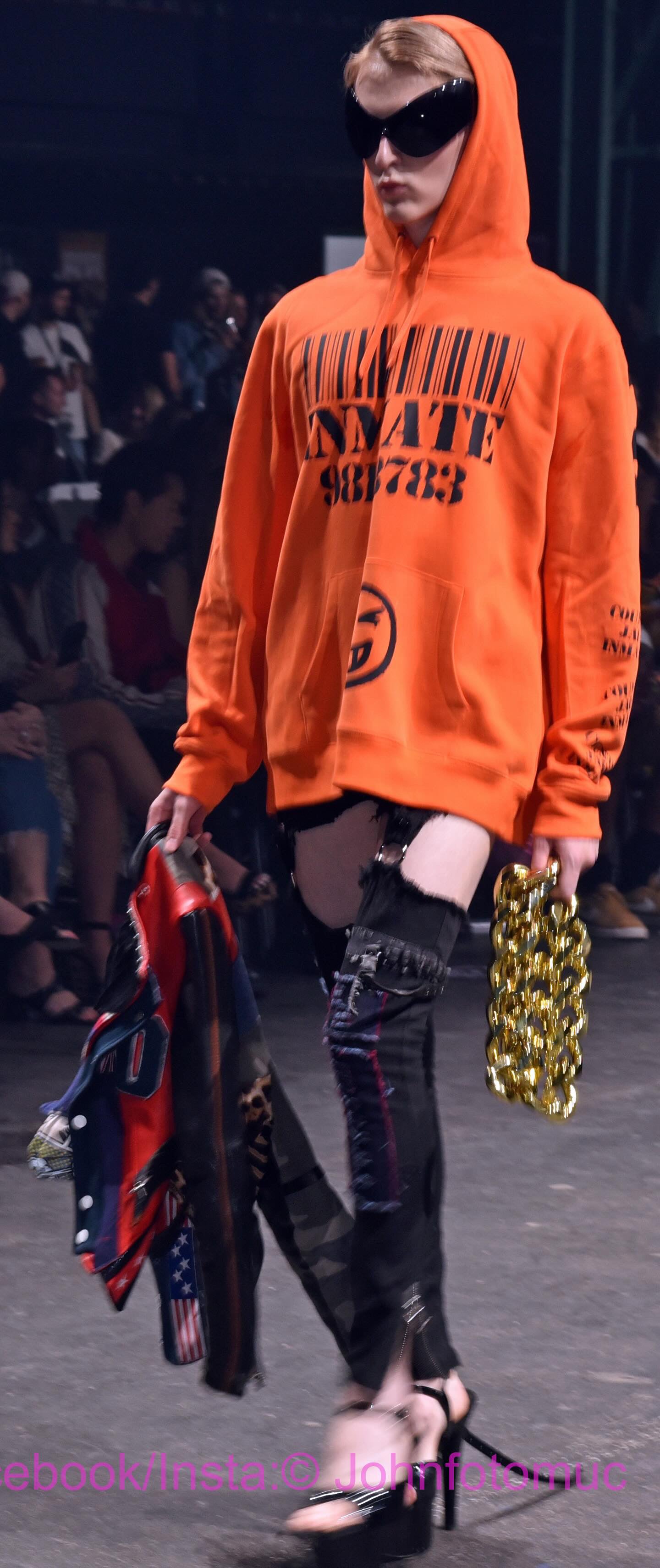 PRISONER HOODIE - PIA BOLTE® COUTURE