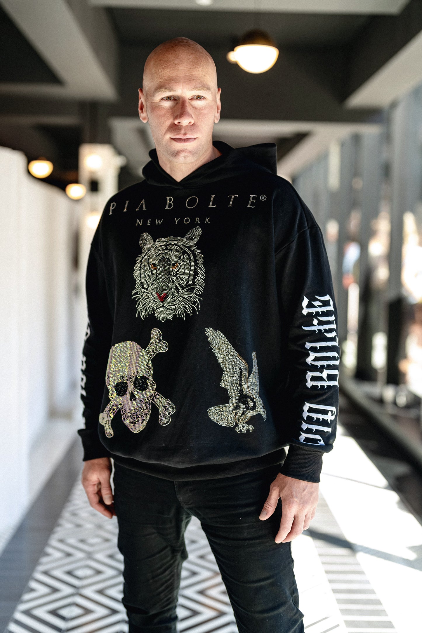 Hoodie Strass Stones NYFW25