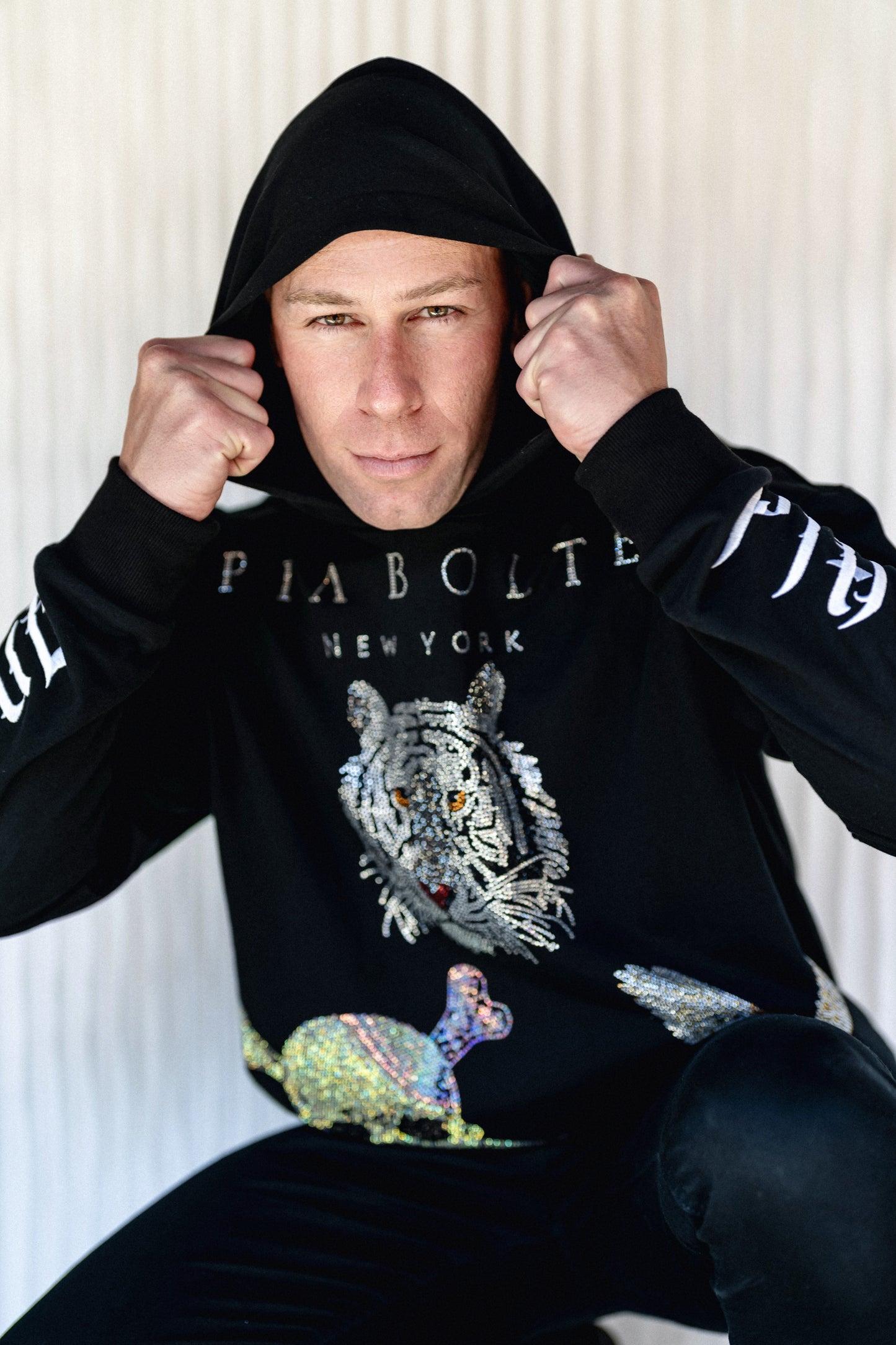 Hoodie Strass Stones NYFW25