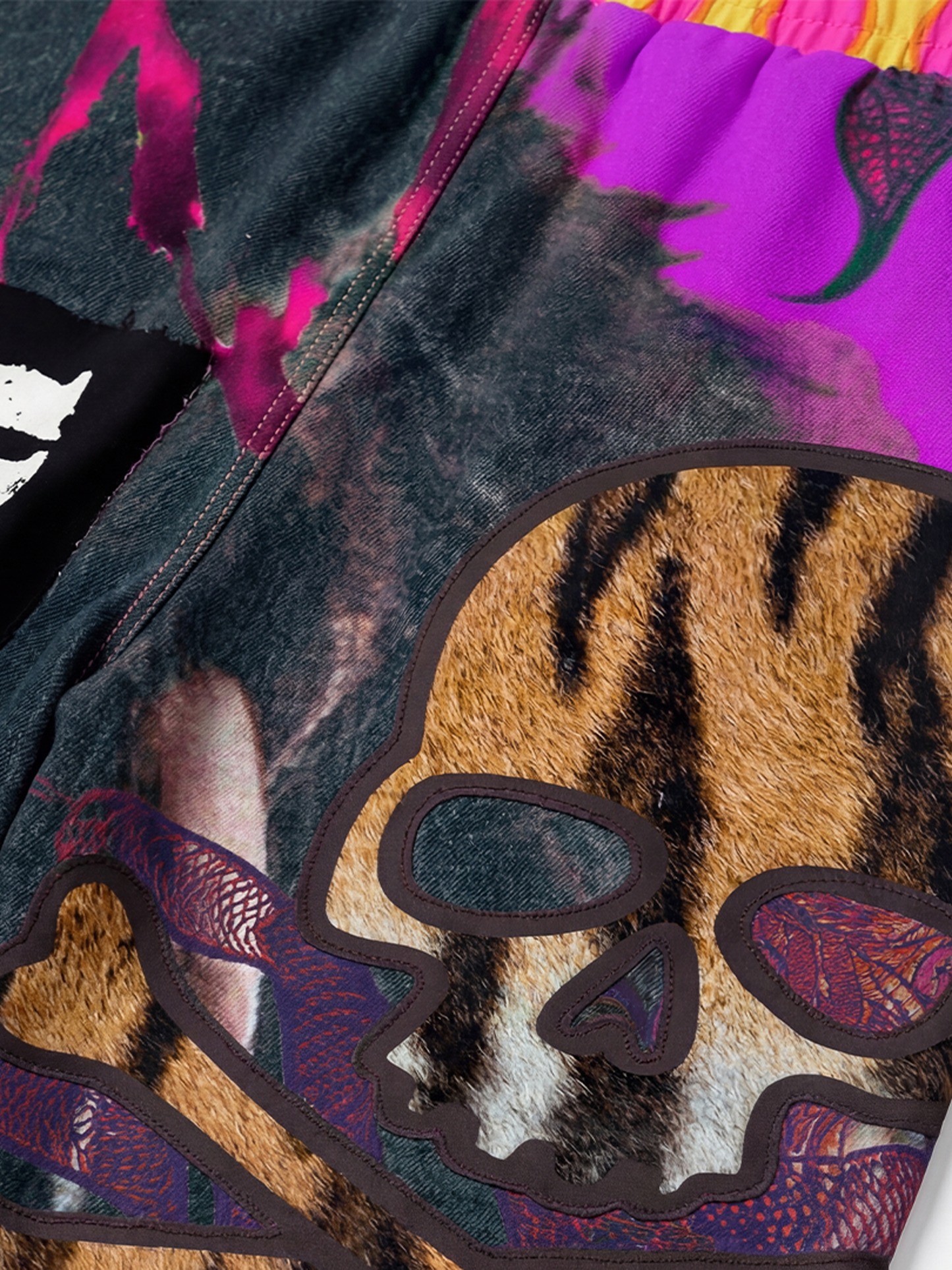 PIA BOLTE® Hose - Pink Indiana Skull - PIA BOLTE® COUTURE