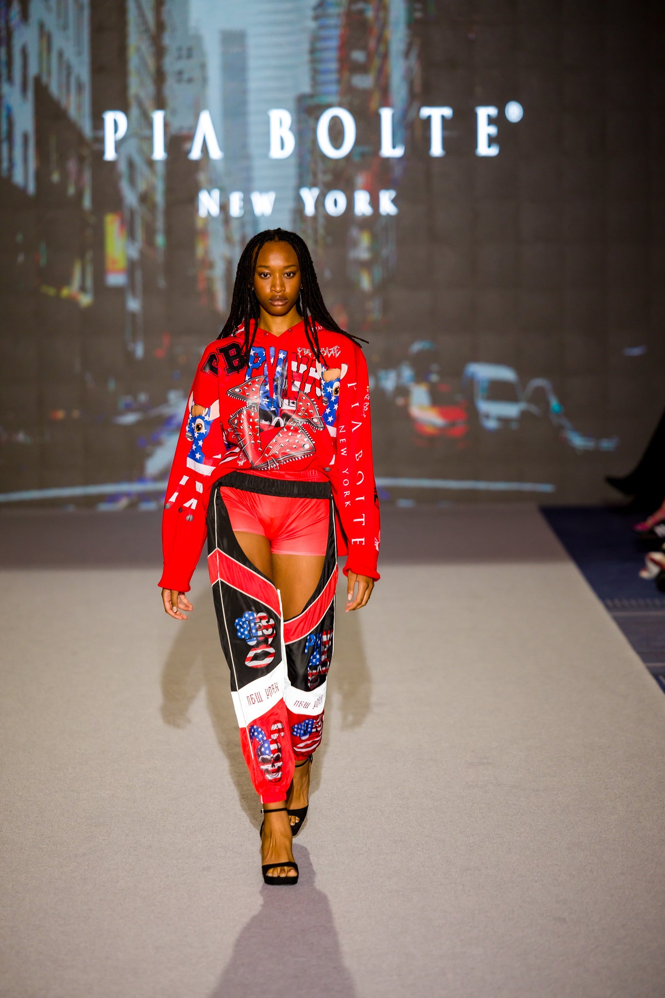 CHAPS NYC Runway red black