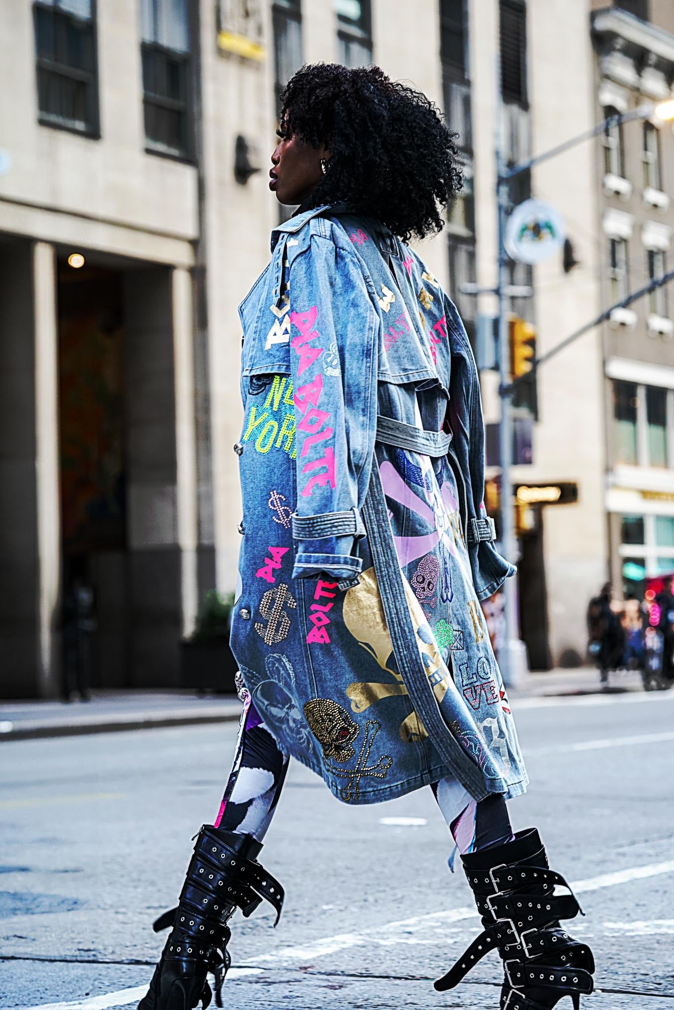 TRENCHCOAT JEANS Unique design