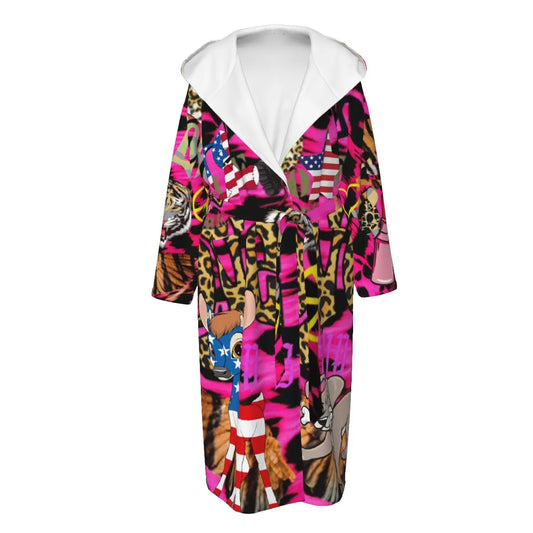 PIA BOLTE® Rebel Art Hooded Robe – Bademantel Statement Street Luxury Edition - PIA BOLTE® COUTURE