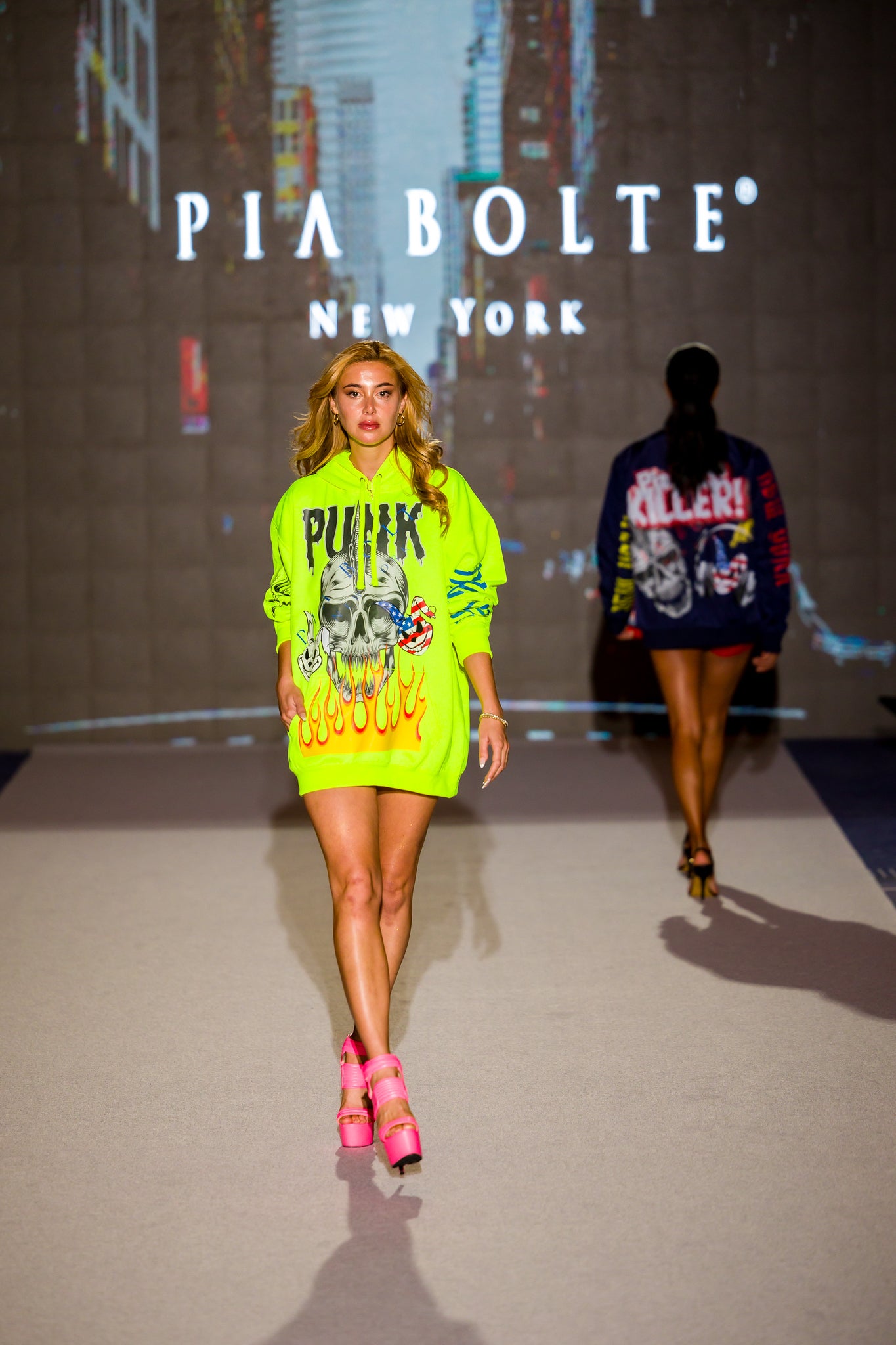 SKULL neon Yellow HOODIE