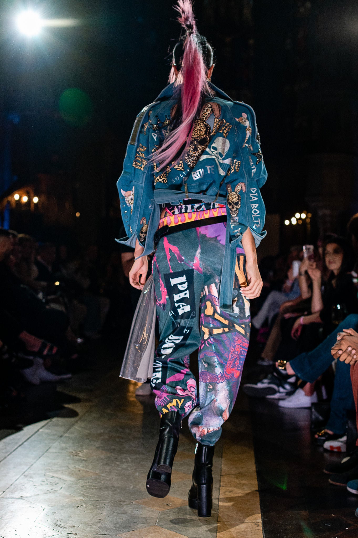 PIA BOLTE® Hose - Pink Indiana Skull