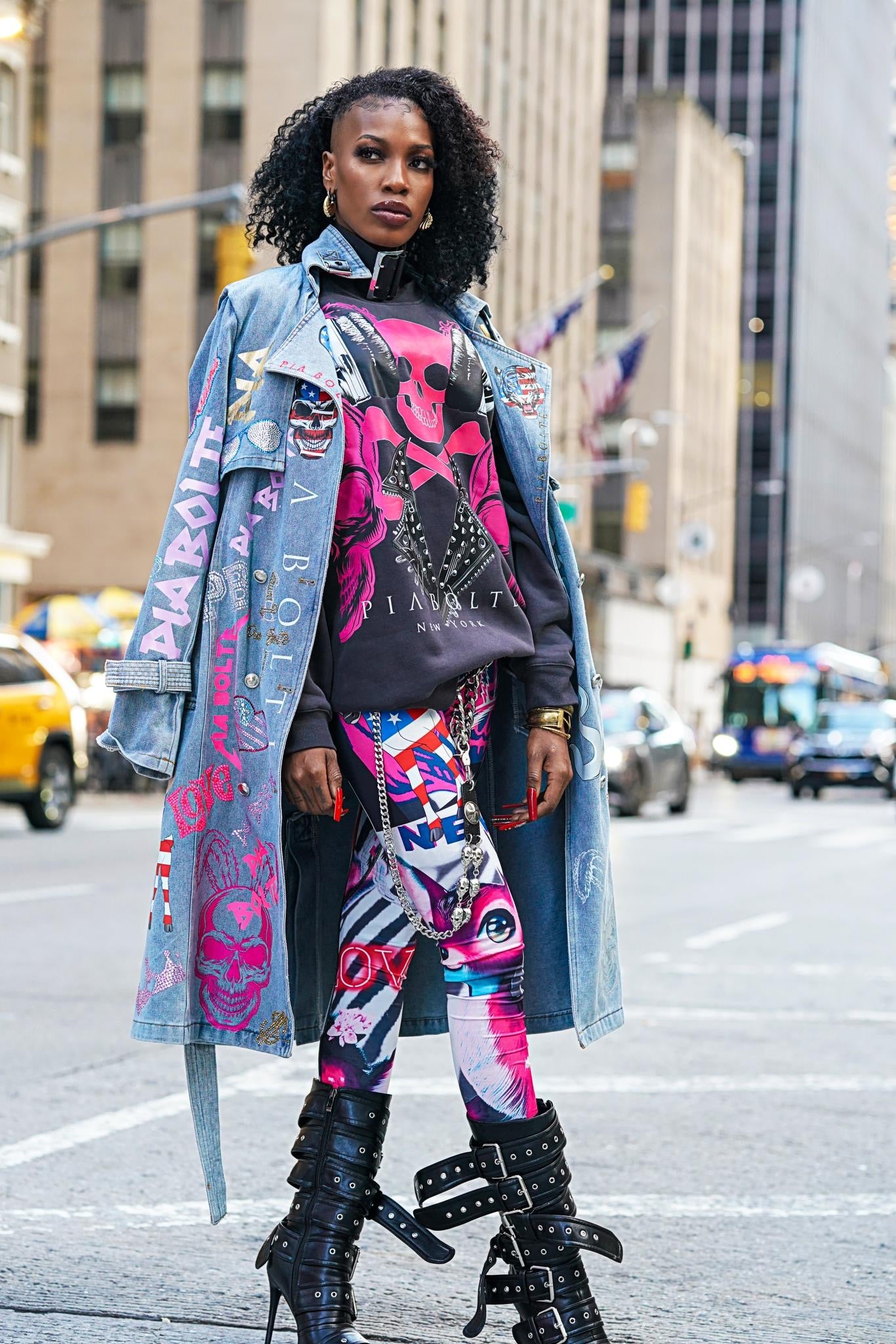 TRENCHCOAT JEANS Unique design