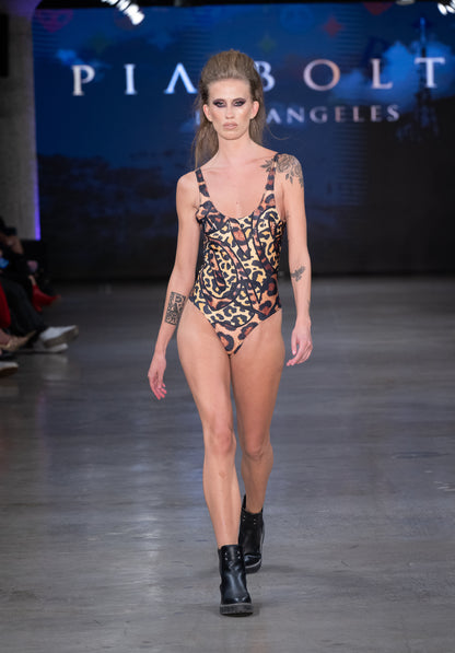 Women Swimsuit Leo Love ᴸᴵᴹᴵᵀᴱᴰ