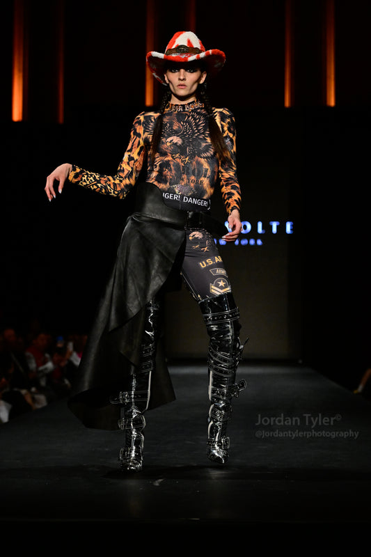 PIA BOLTE® Statement Body – Golden Eagle Leo Edition - PIA BOLTE® COUTURE