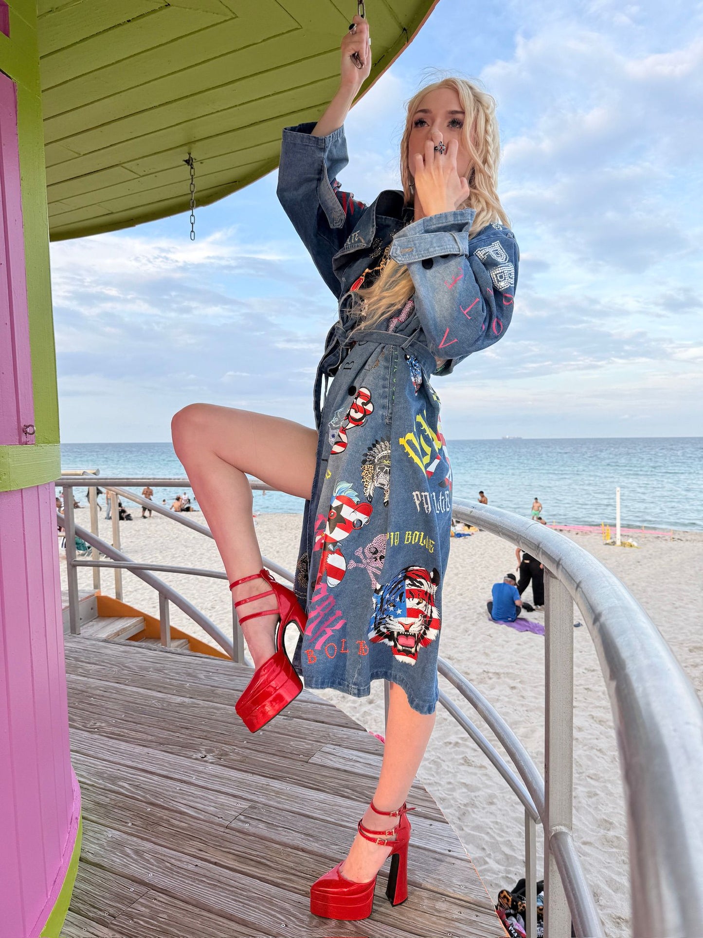 PIA BOLTE® Couture Trenchcoat – Miami Art Edition